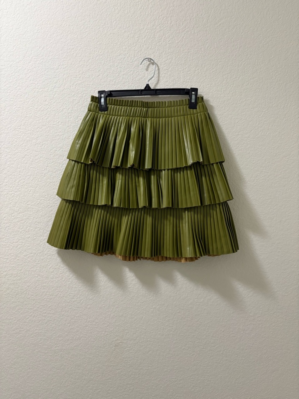 Mare Mare Anthropologie petites olive green vegan leather skirt. Size SP. NWT